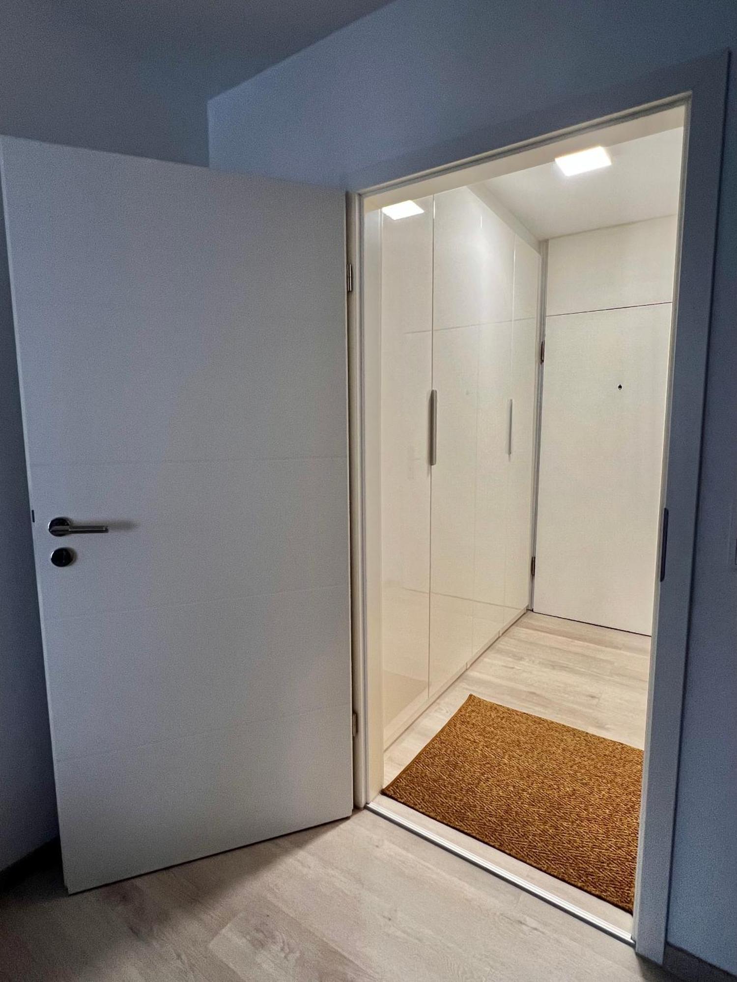 Apartment Lilis Mit Balkon Augsburg