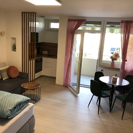 Lilis Apartment Mit Balkon Augsburg Exterior photo