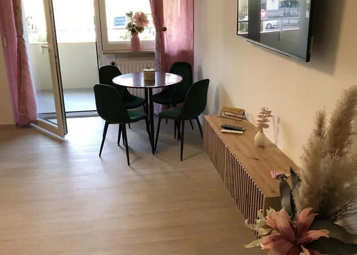 Lilis Apartment Mit Balkon